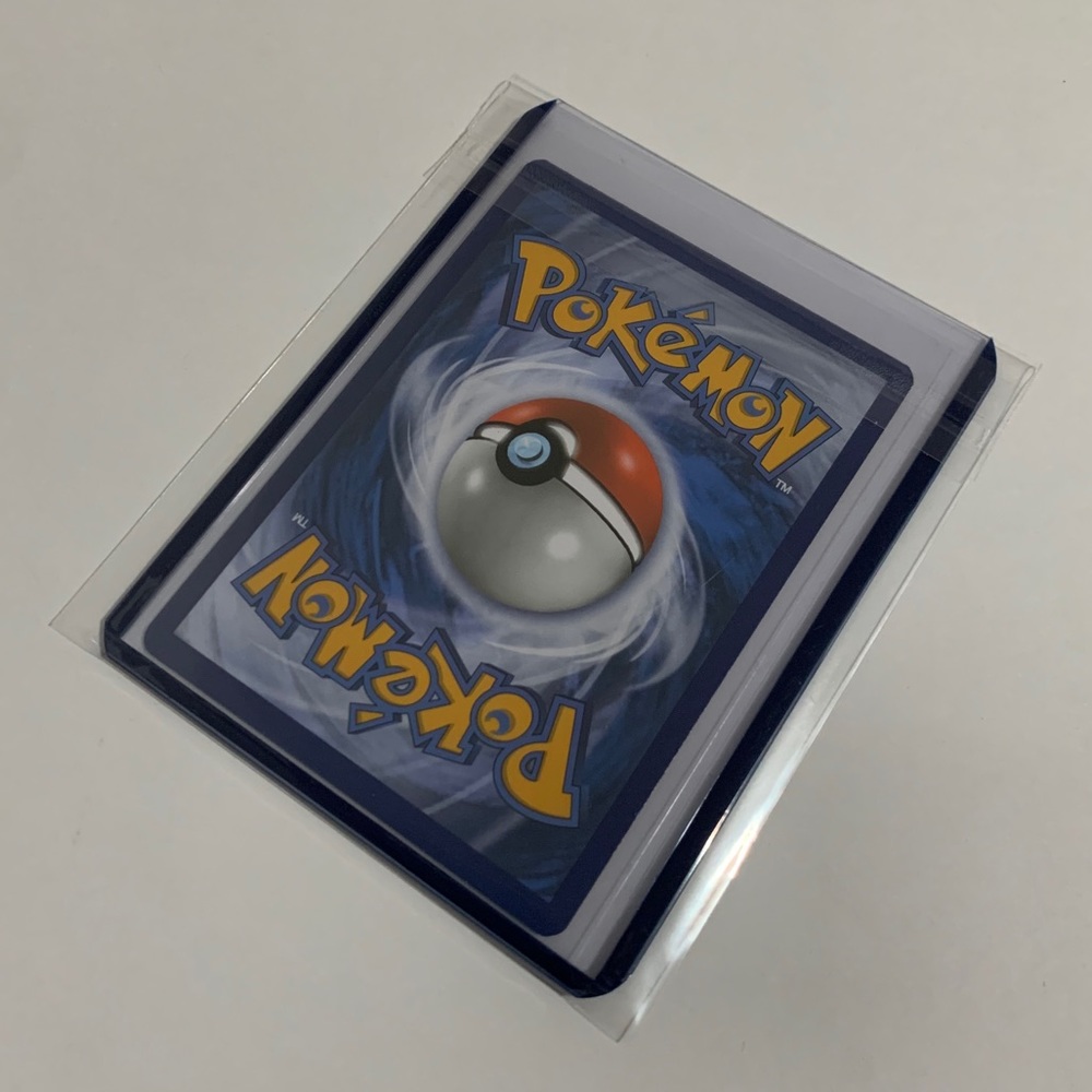 Pikachu ‘16 Pokémon Basic Card - Picture 6 of 6
